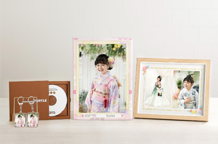 撮影全データと写真集などの商品がセットになったお得なパック
